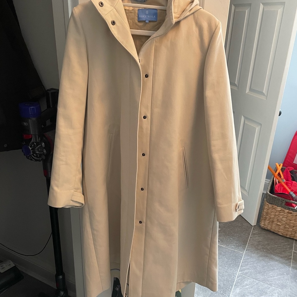 New Alice Walk Trench Coat